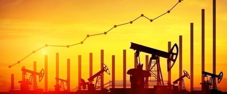Giá dầu thế giới tiếp tục tăng, dầu Brent vượt 114 USD/thùng